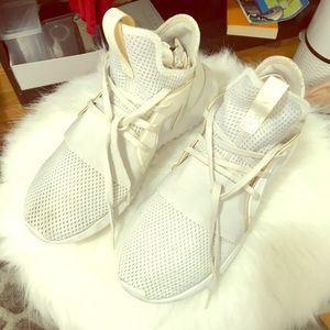 ADIDAS ATHLETIC SHOES